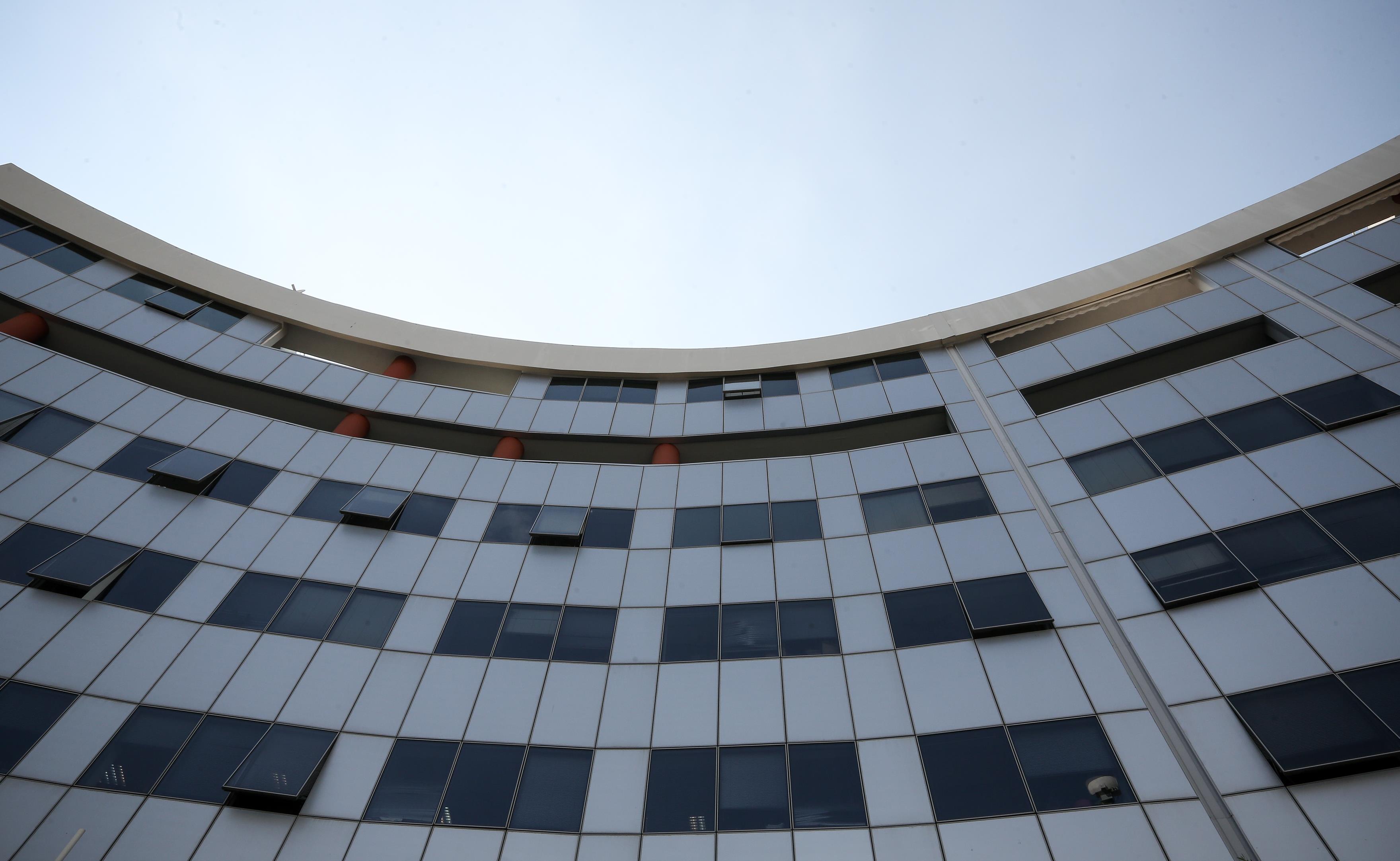 «Πρώτα το ΣτΕ, μετά η δόση» το μήνυμα των τεσσάρων καναλαρχών