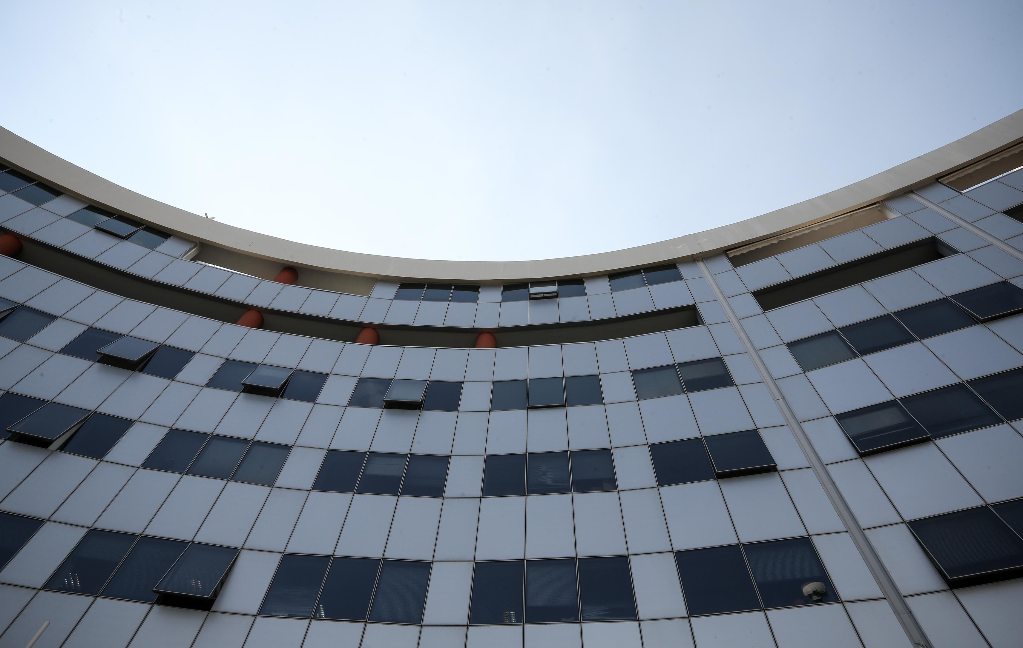 Άδειες: Ολοκληρώνεται ο έλεγχος πόθεν έσχες, «τρέχει» η προθεσμία για τη δόση