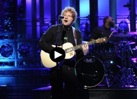 Ed Sheeran: Ο βασιλιάς των πρώτων χορών ερμηνεύει το Chasing Cars