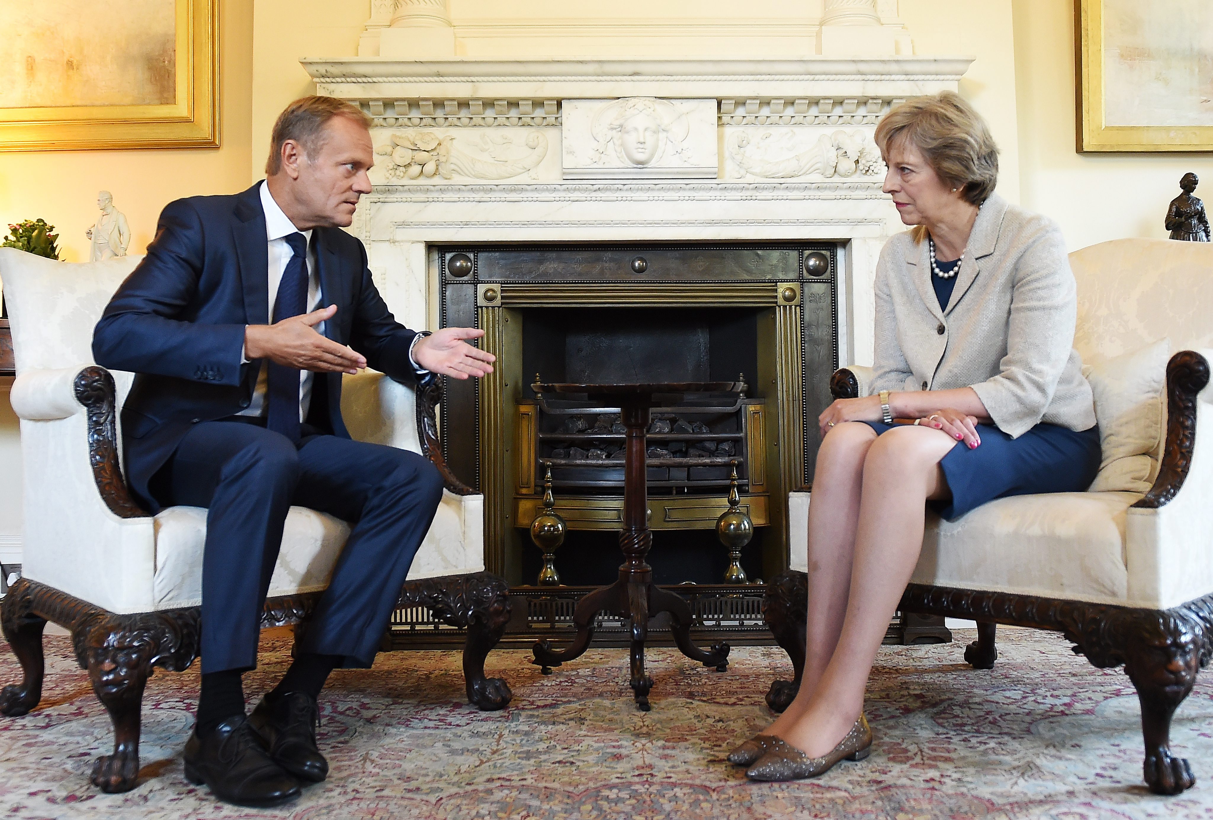 Συνομιλίες για το Brexit «το συντομότερο δυνατόν» ζητά ο Τουσκ