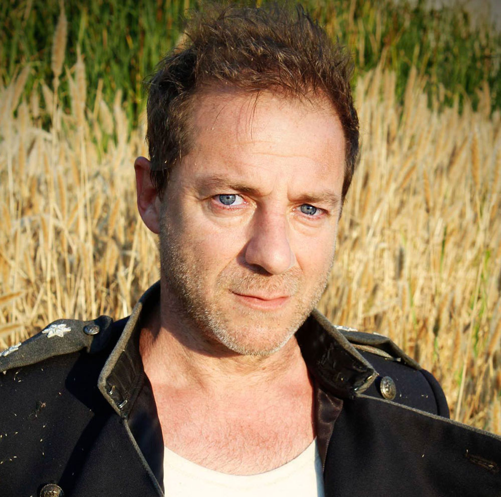 «Ρωμαίος και Ιουλιέτα» με έφηβους πρωταγωνιστές στο Θέατρο Πάνθεον