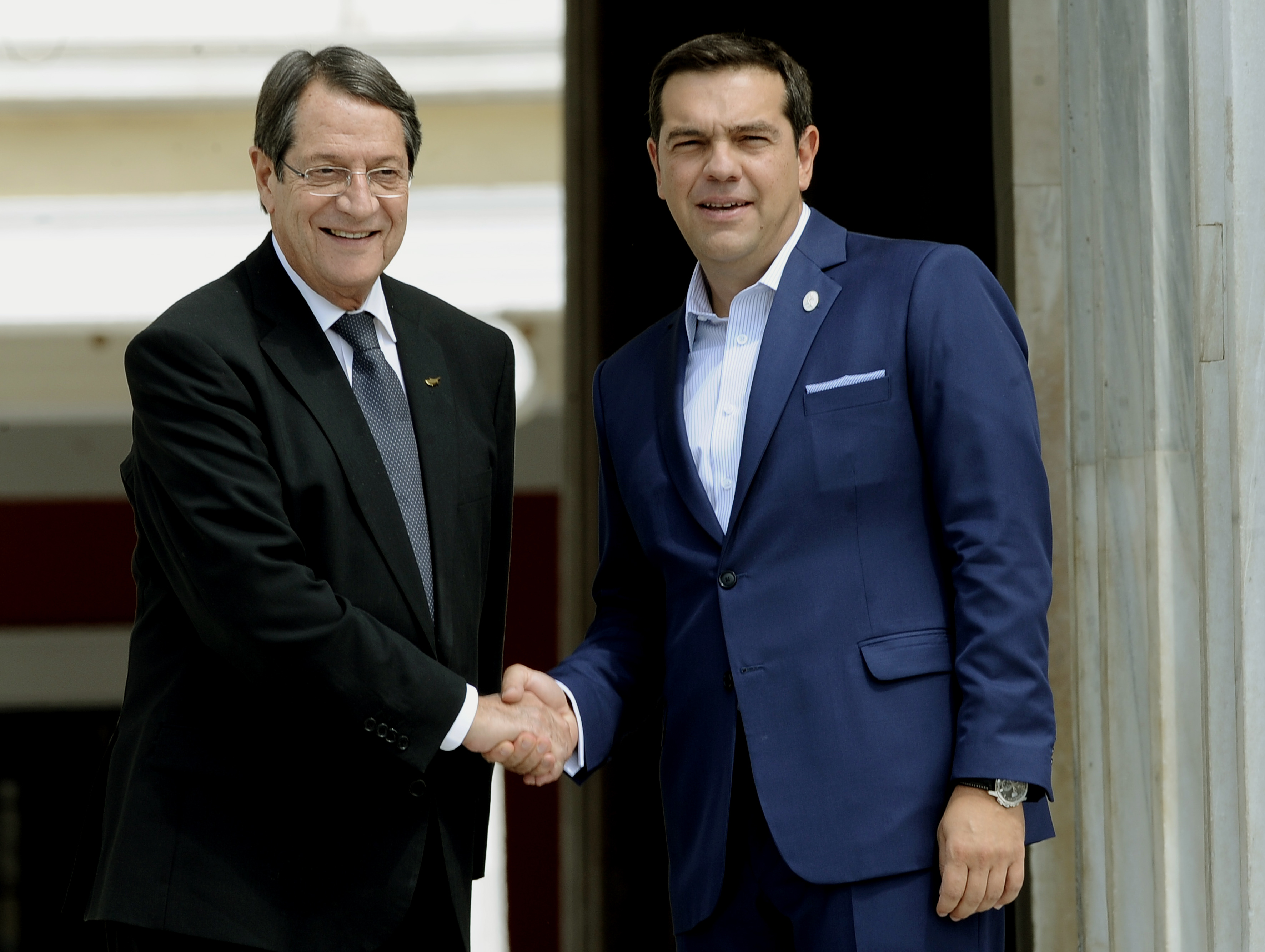 Τα ξημερώματα η συνάντηση Τσίπρα – Αναστασιάδη