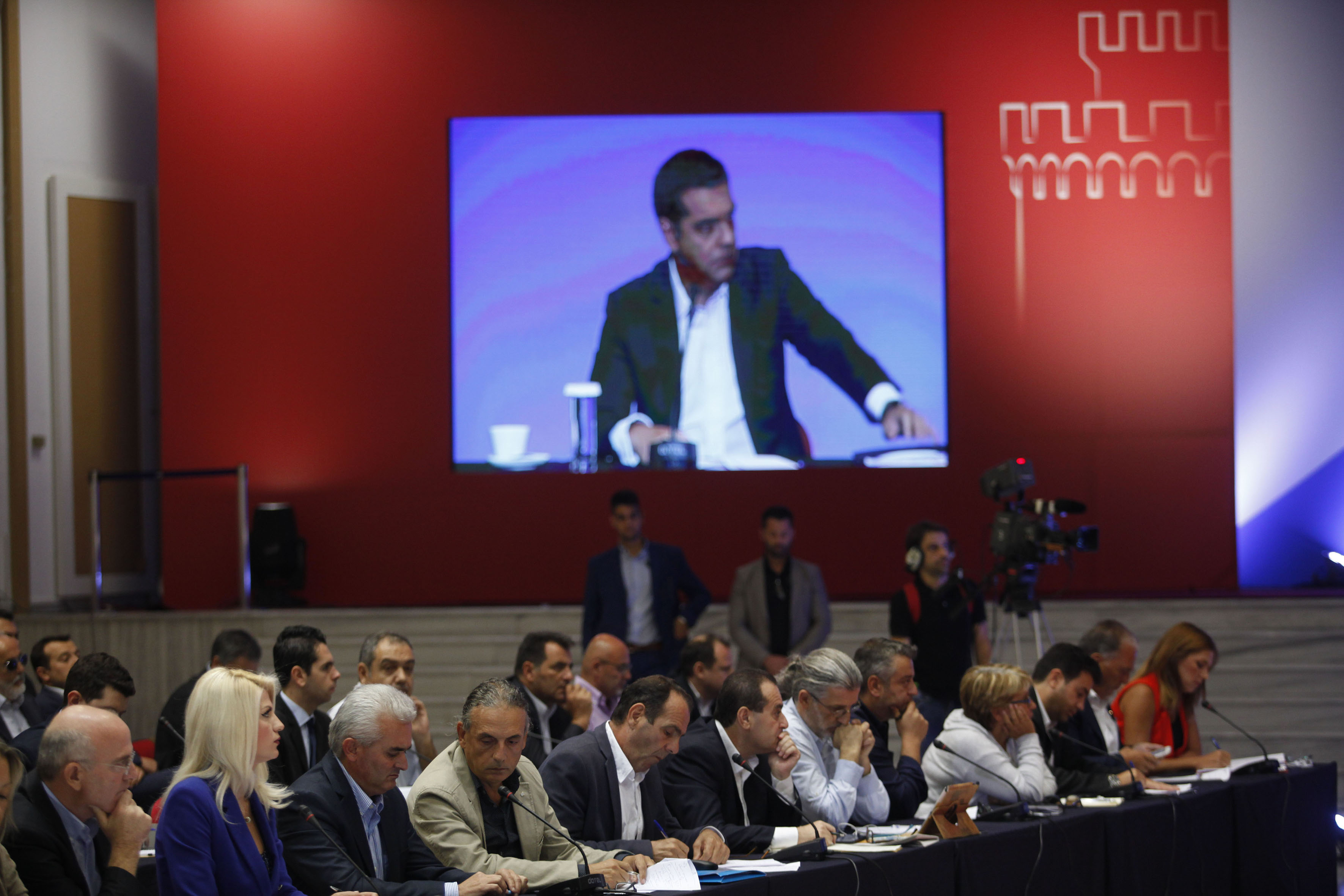 Τι απάντησαν οι δημοσιογράφοι του Alpha και του Star στον Π.Πολάκη