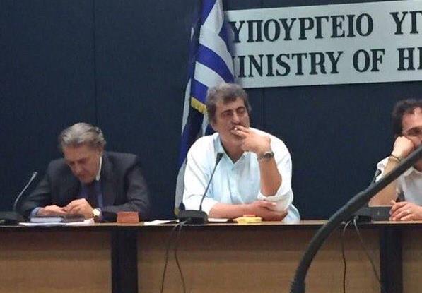 Αήθης επίθεση Πολάκη κατά της δημοσιογράφου που εκνεύρισε τον Τσίπρα