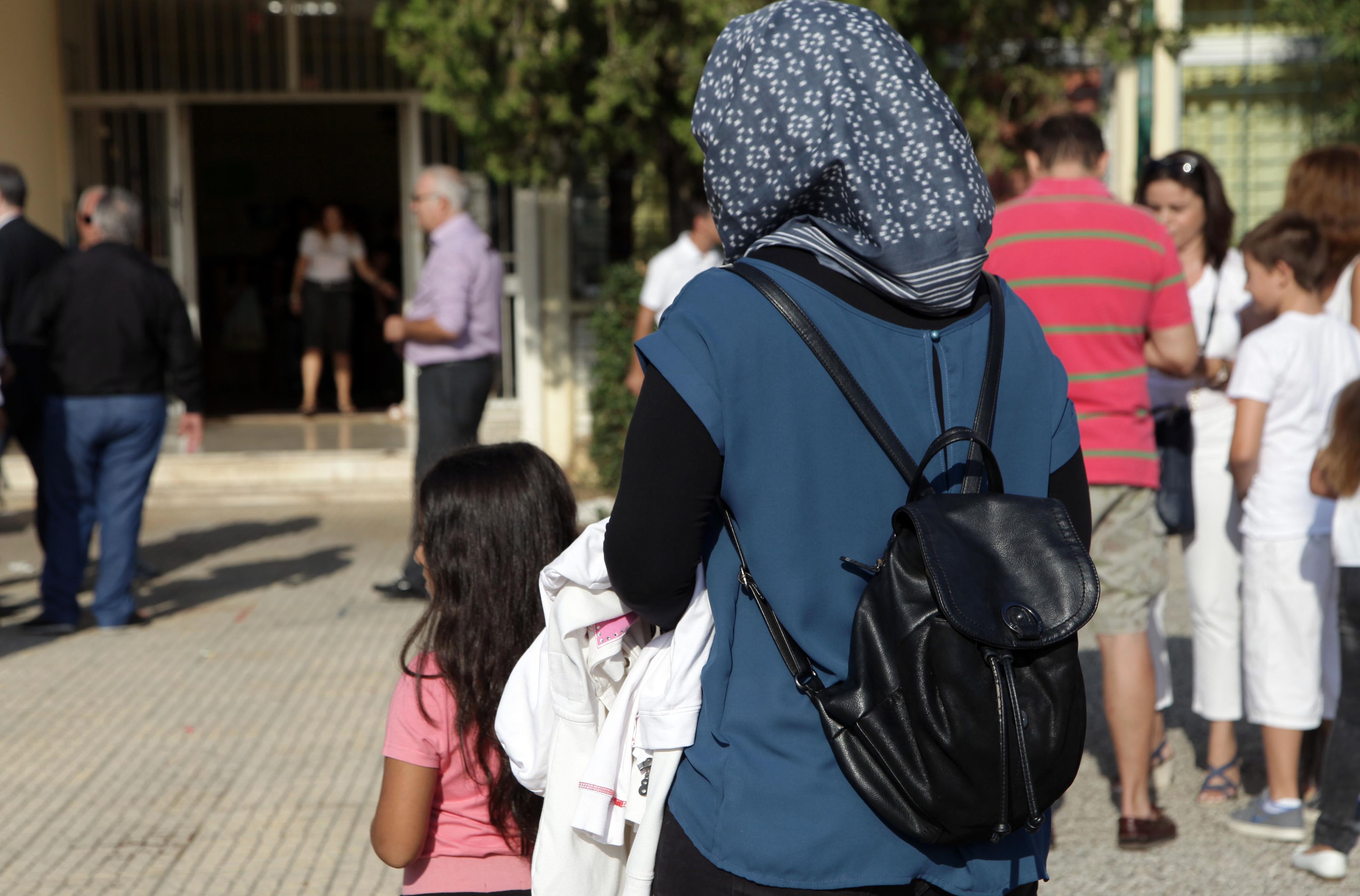 «Όχι» στα προσφυγόπουλα από συλλόγους γονέων στην Αλεξάνδρεια Ημαθίας