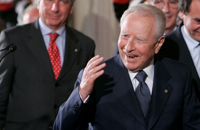 Πέθανε ο πρώην πρόεδρος της Ιταλίας Κάρλο Ατζέλιο Τσιάμπι