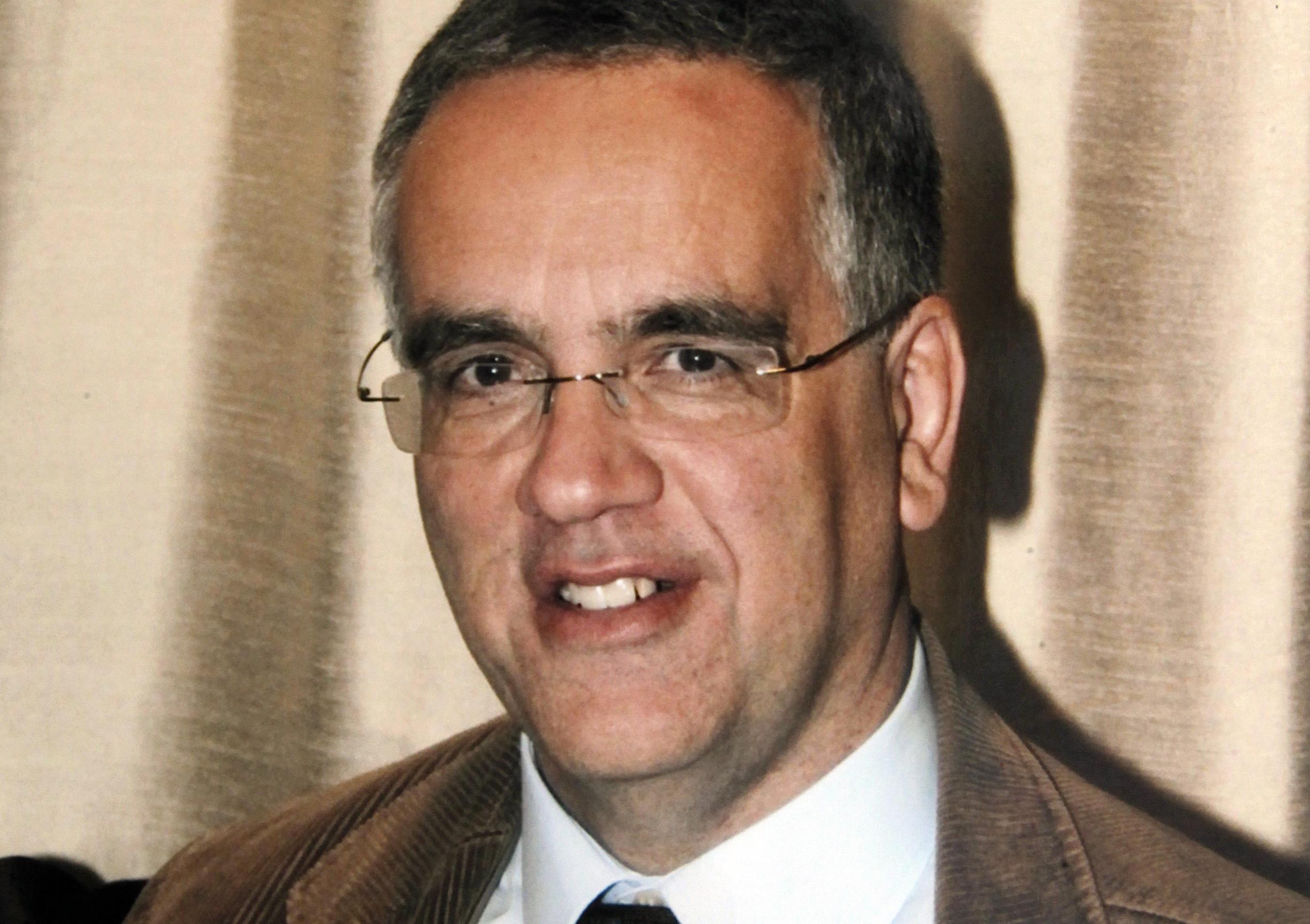 Σε εκκρεμότητα η «επικύρωση» της εκλογής Ντογιάκου