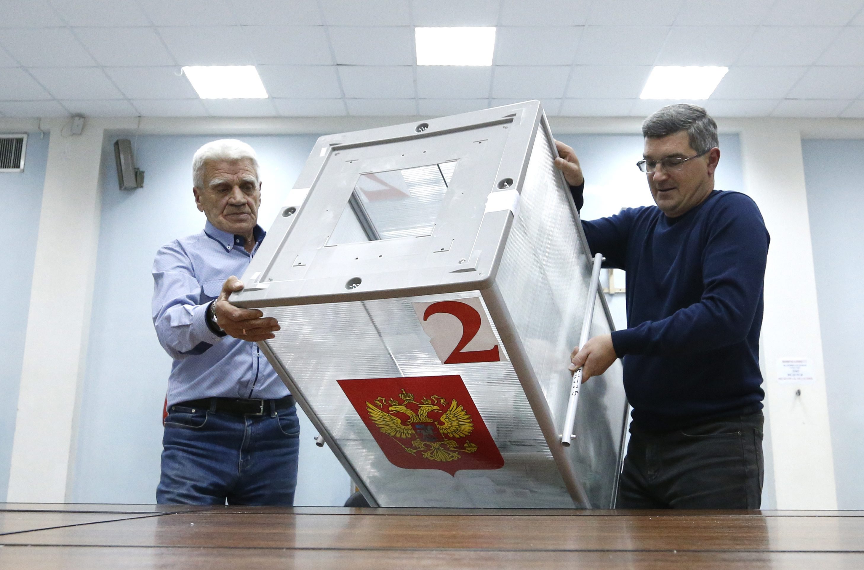 Η «Ενωμένη Ρωσία» του Πούτιν πρώτο κόμμα στις βουλευτικές εκλογές