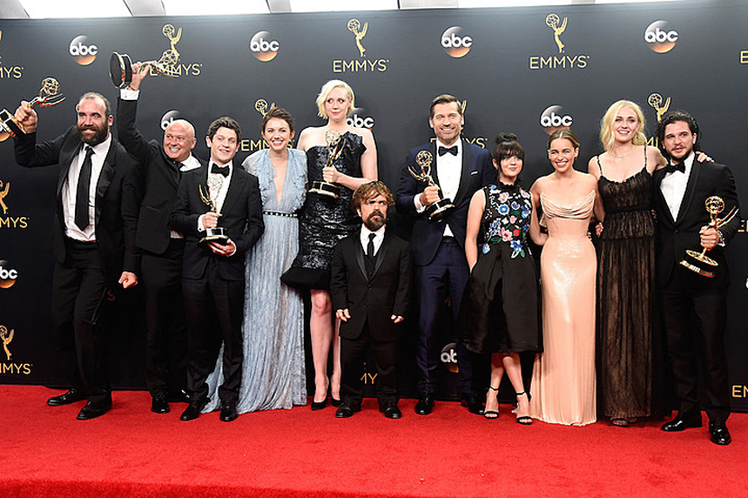 Emmy 2016: Σάρωσαν τα βραβεία «Game of Thrones» και «People v. O. J. Simpson»