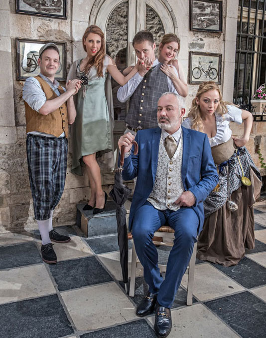 Η κωμωδία «Επιτρέποντες» από το ΔΗΠΕΘΕ Ιωαννίνων στη Ν. Σμύρνη