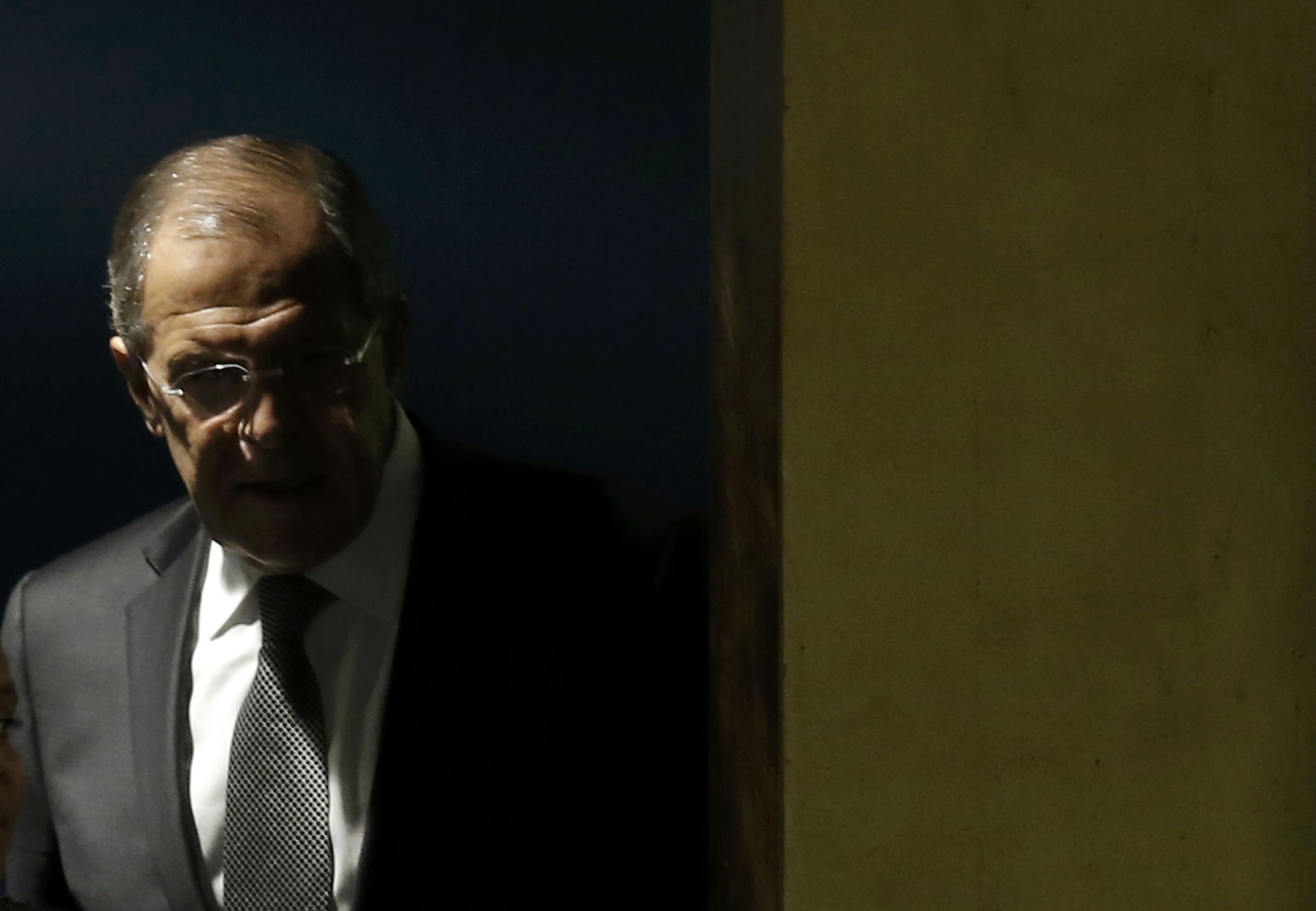 Λαβρόφ: Συλλογικές προσπάθειες για να αποτραπεί η καταστροφή στη Συρία