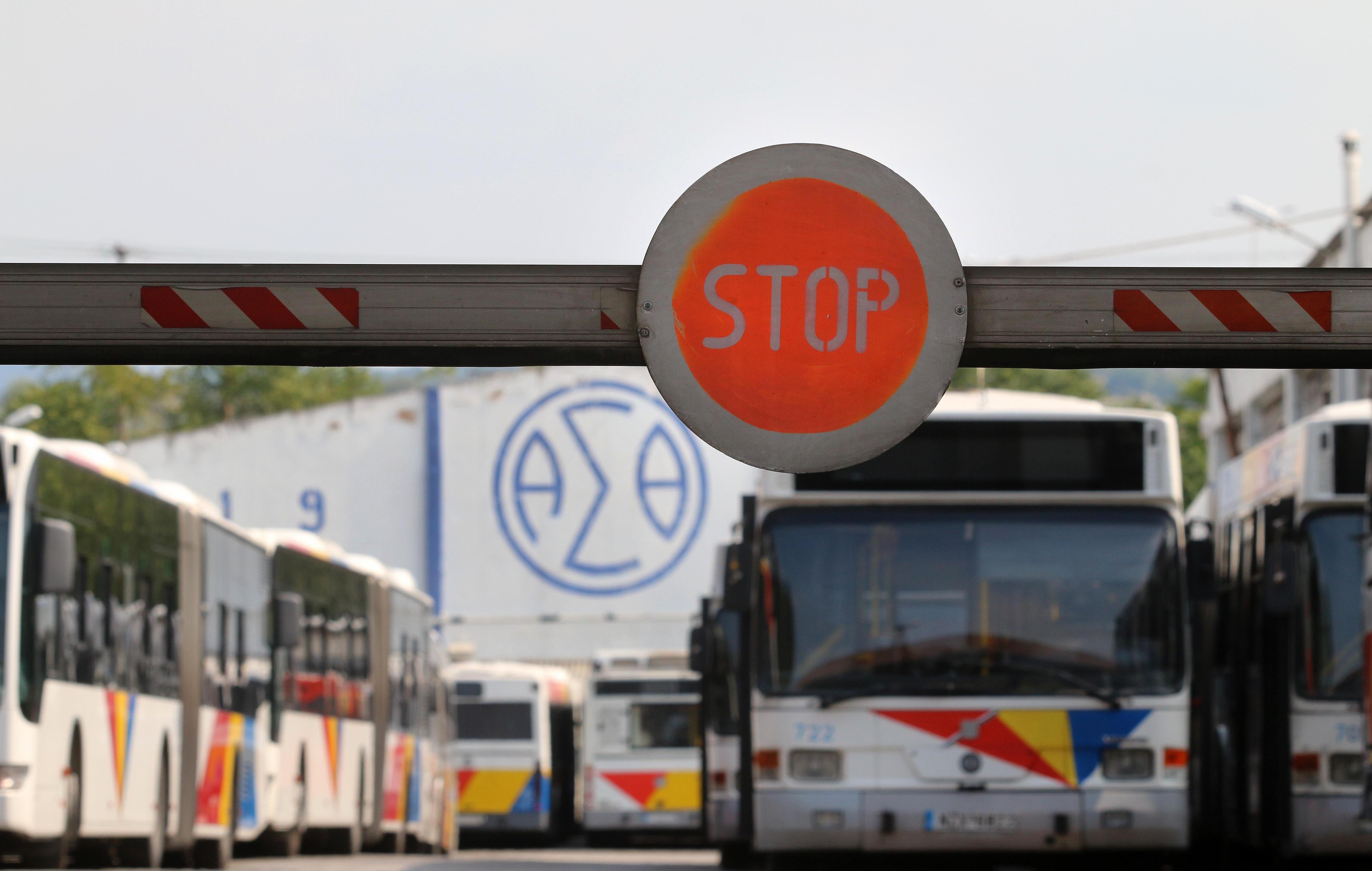 Αναστέλλουν την επίσχεση εργασίας οι εργαζόμενοι στον ΟΑΣΘ