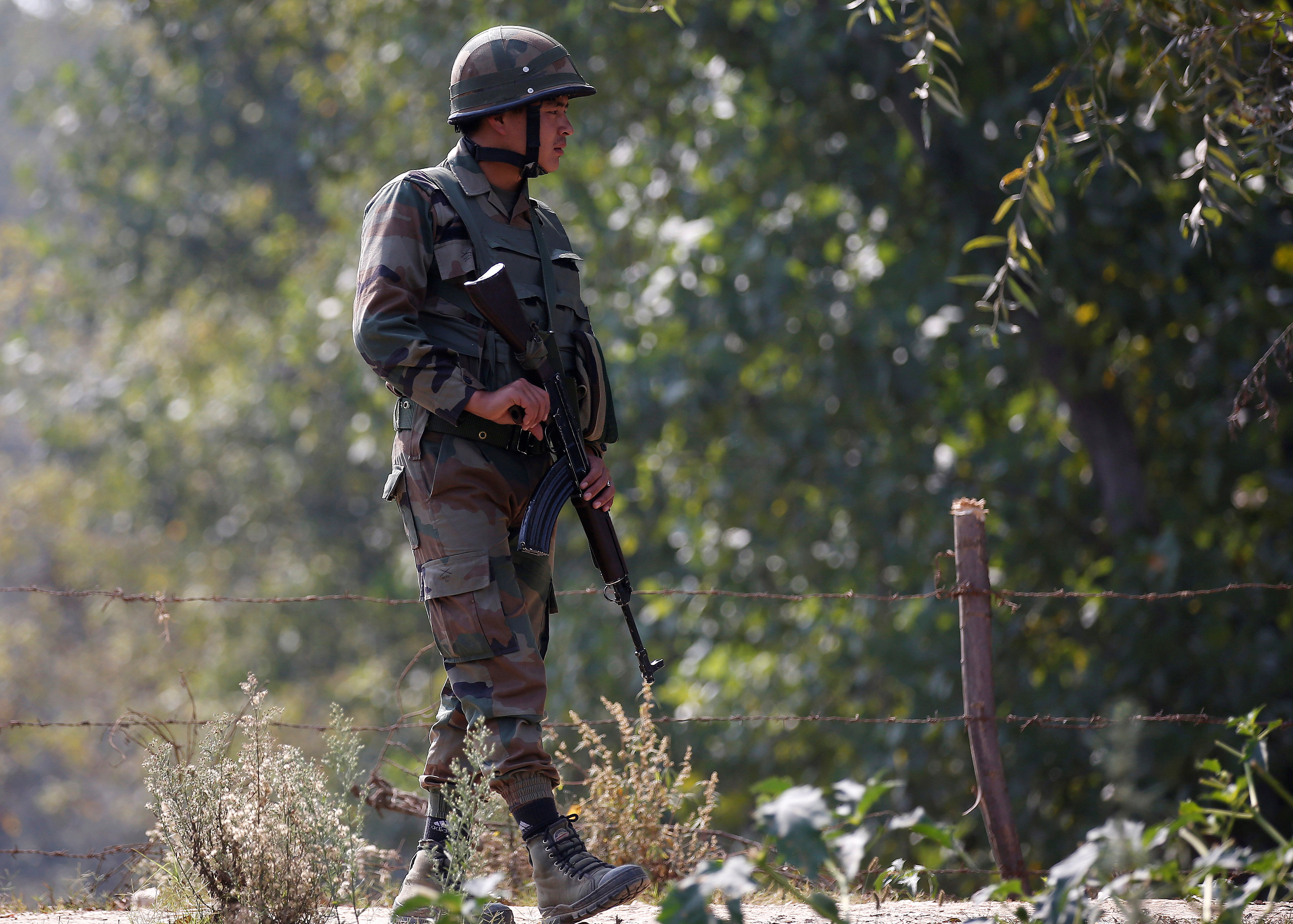 Δύο πακιστανοί στρατιώτες νεκροί σε ινδικά πλήγματα στο Κασμίρ