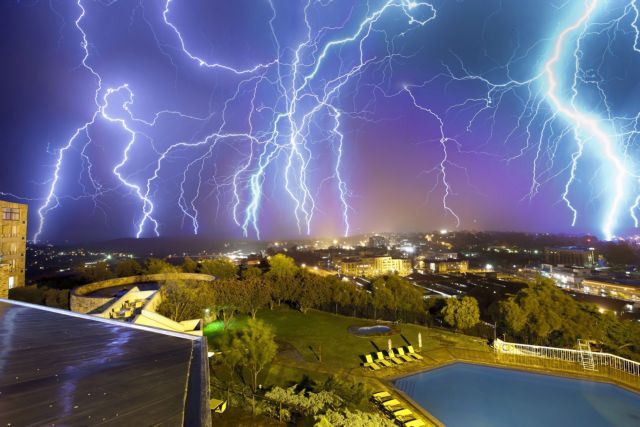 Ακραίοι κεραυνοί καταρρίπτουν παγκόσμια ρεκόρ