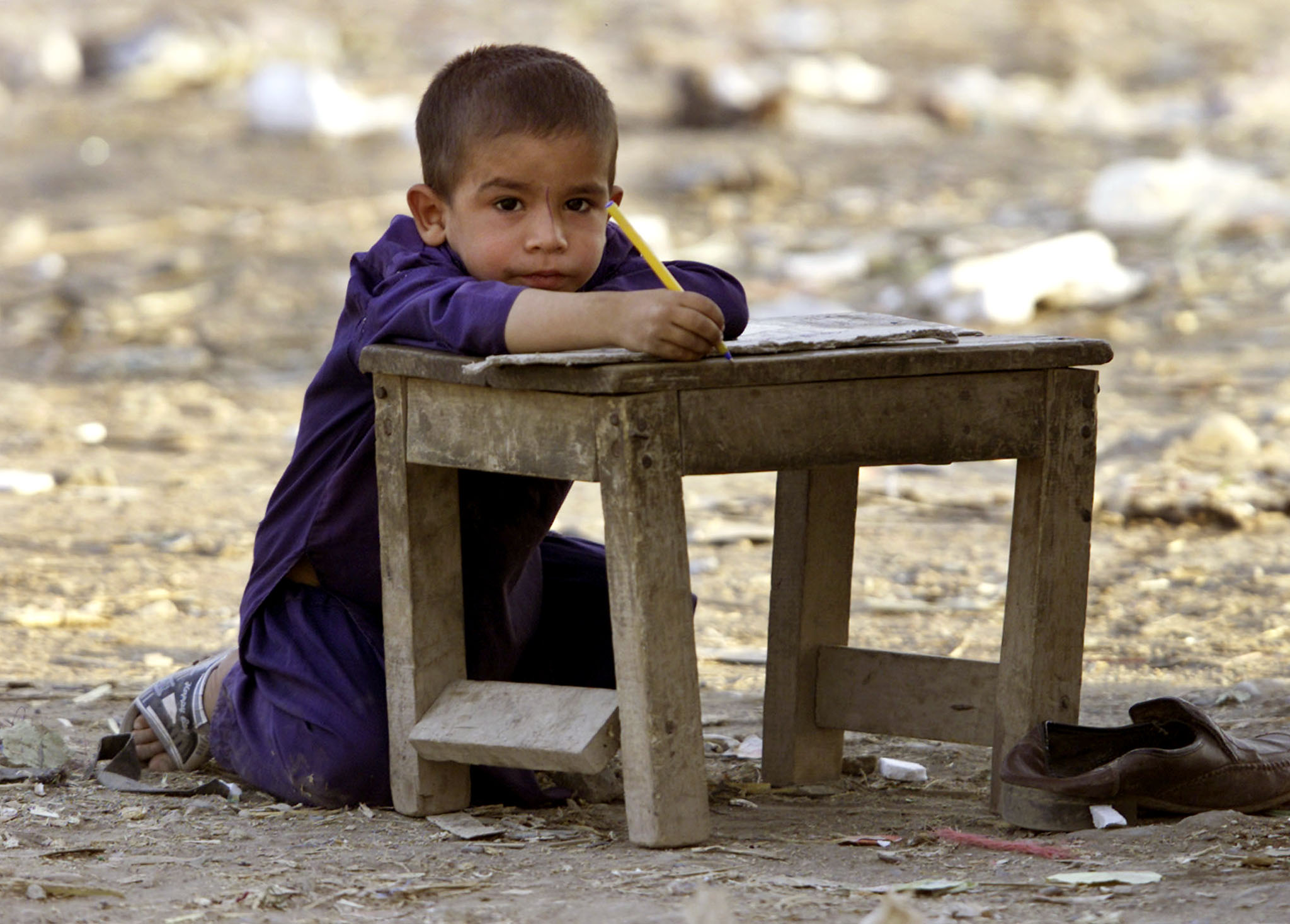 Κομισιόν: Στήριξη στην Ελλάδα για τα ασυνόδευτα προσφυγόπουλα