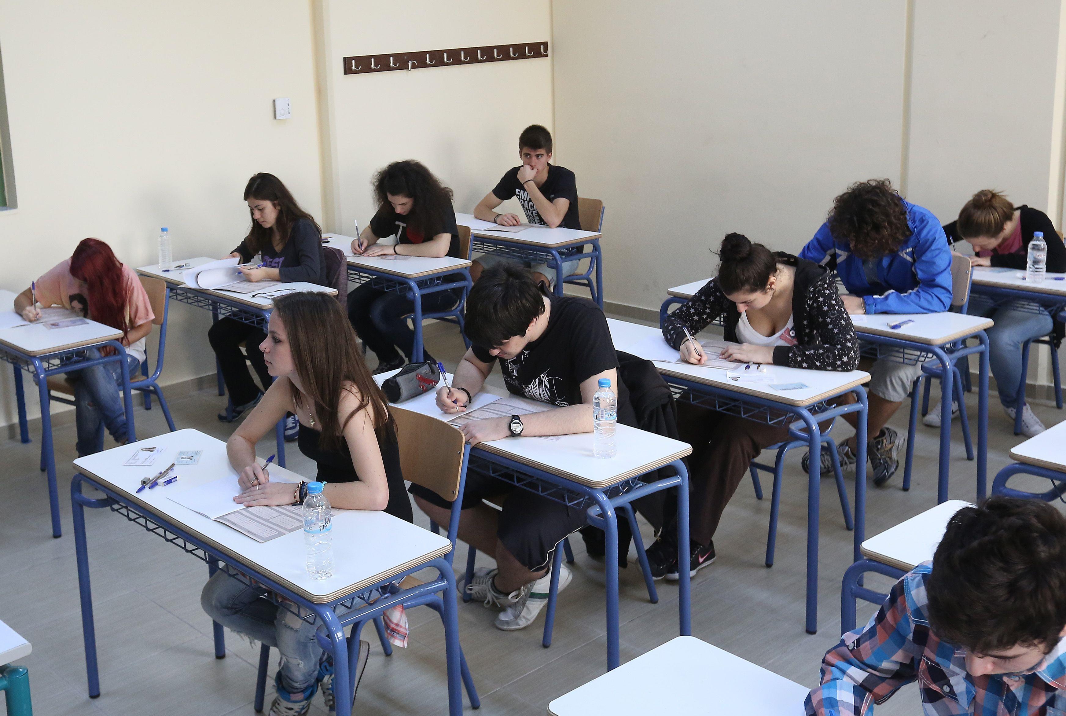 Νέο Λύκειο: Επιστρέφει η Τράπεζα Θεμάτων