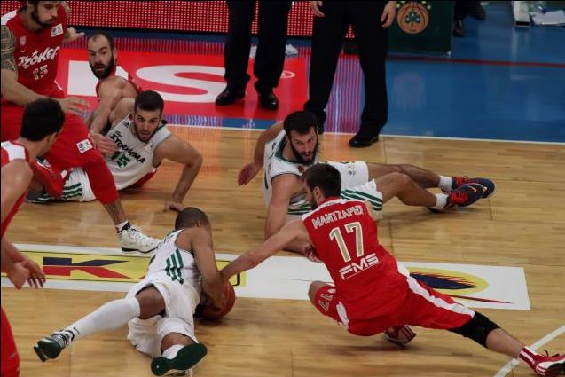 Πανέτοιμοι για το πρώτο ντέρμπι οι «αιώνιοι»