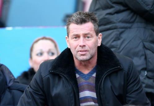 «Κατασκοπεία» Σκίμπε σε Νέα Σμύρνη, Λεωφόρο και Λάρισα