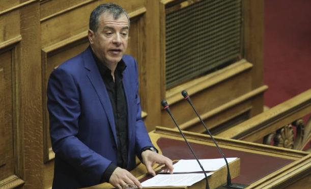 Ώρα τους καλή, λέει ο Στ.Θεοδωράκης για όσους κάνουν άλλες επιλογές