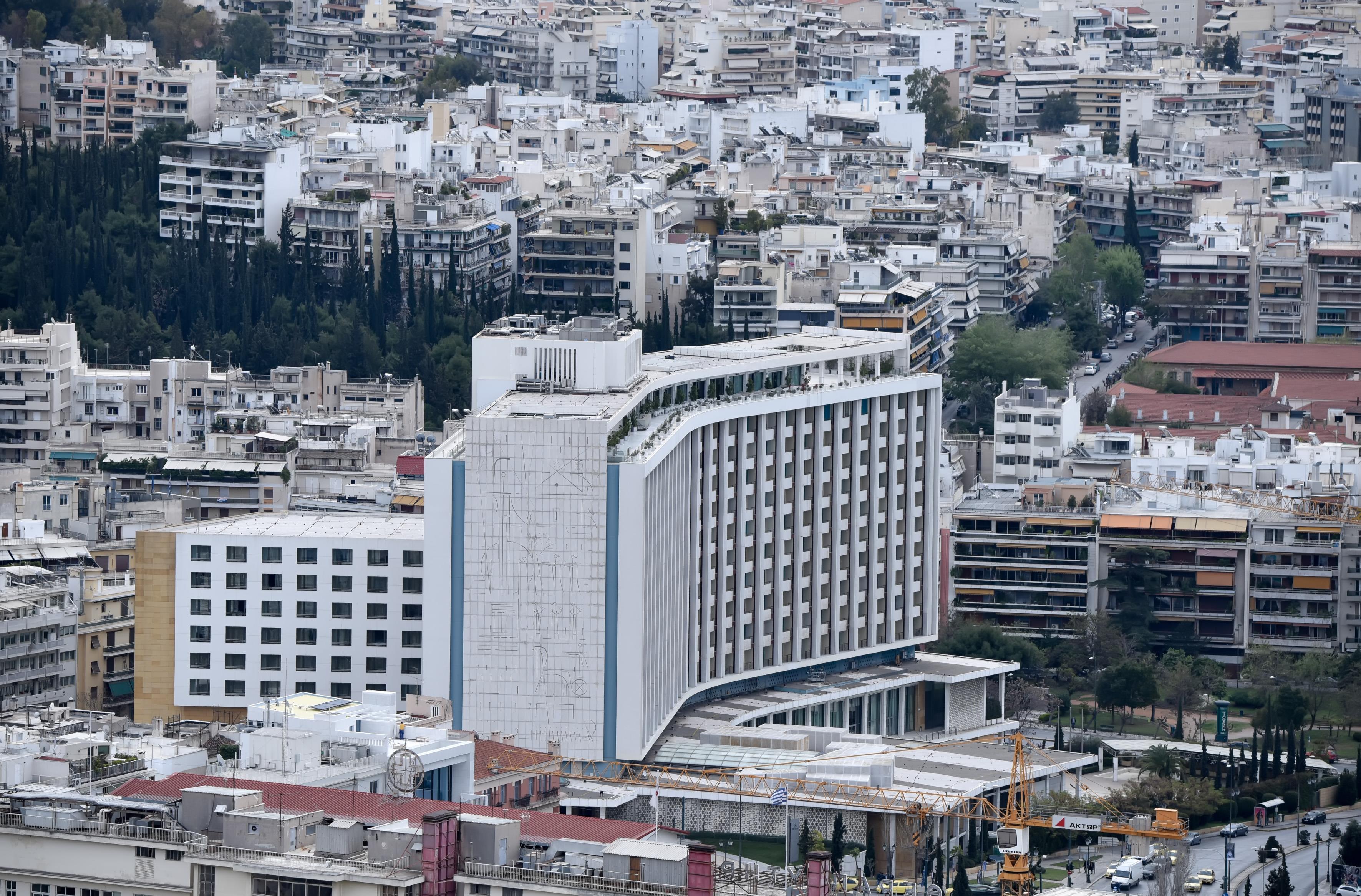 Alpha Bank: Συμφωνία πώλησης του Hilton Αθηνών