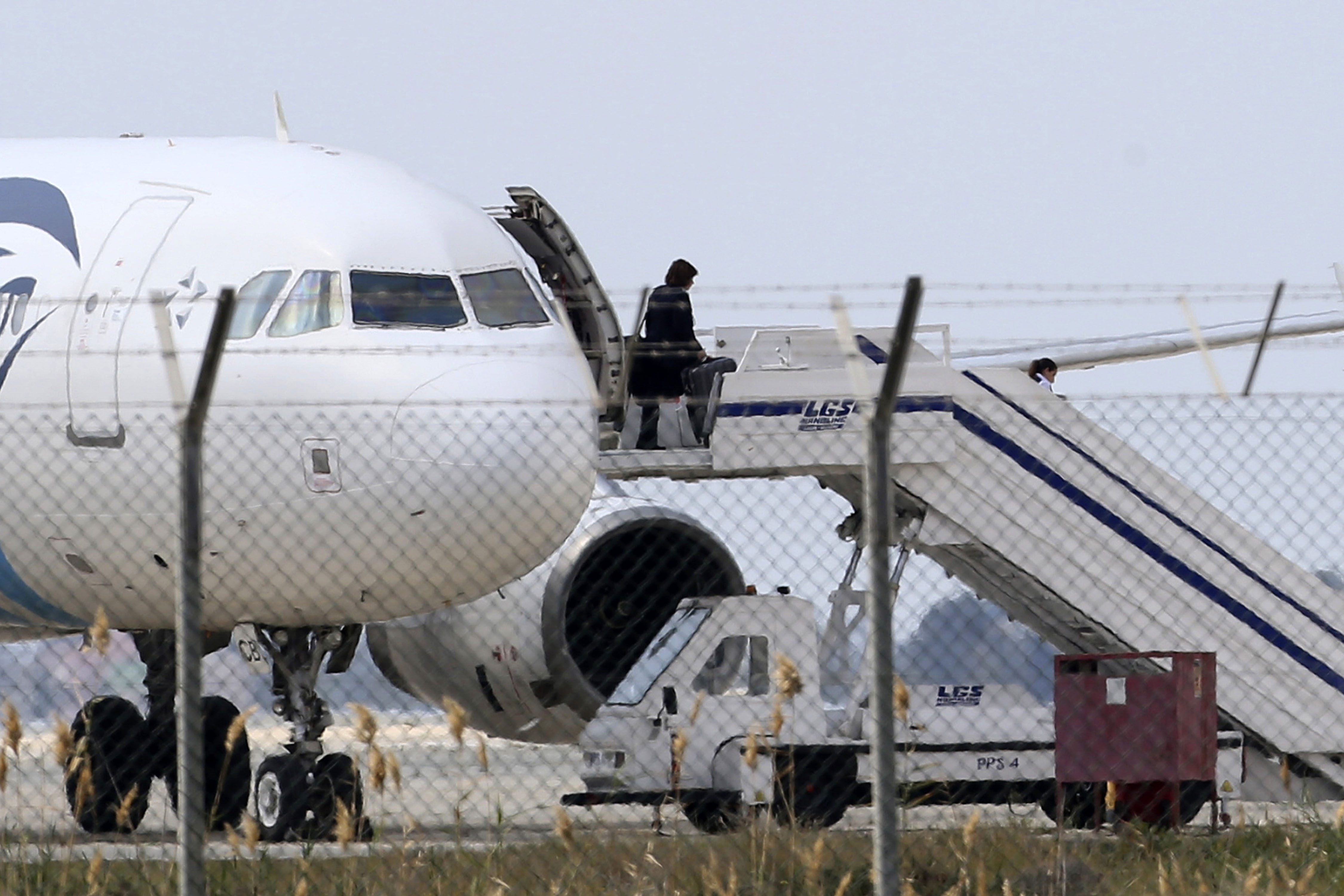 Απογείωση της επιβατικής κίνησης στο αεροδρόμιο της Αθήνας