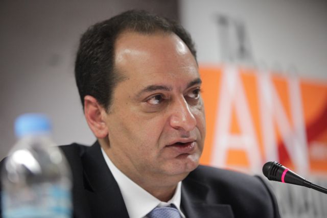 Σπίρτζης: Ο Θεοδωράκης μπέρδεψε τις ραδιοσυχνότητες με τα ραδιόφωνα