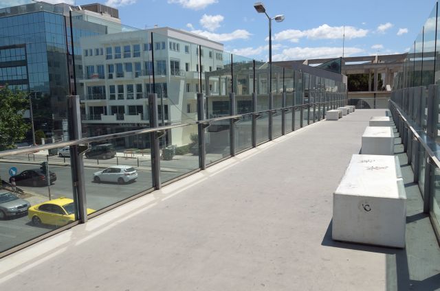 Εξι νέες πεζογέφυρες σε βασικούς οδικούς άξονες του λεκανοπεδίου