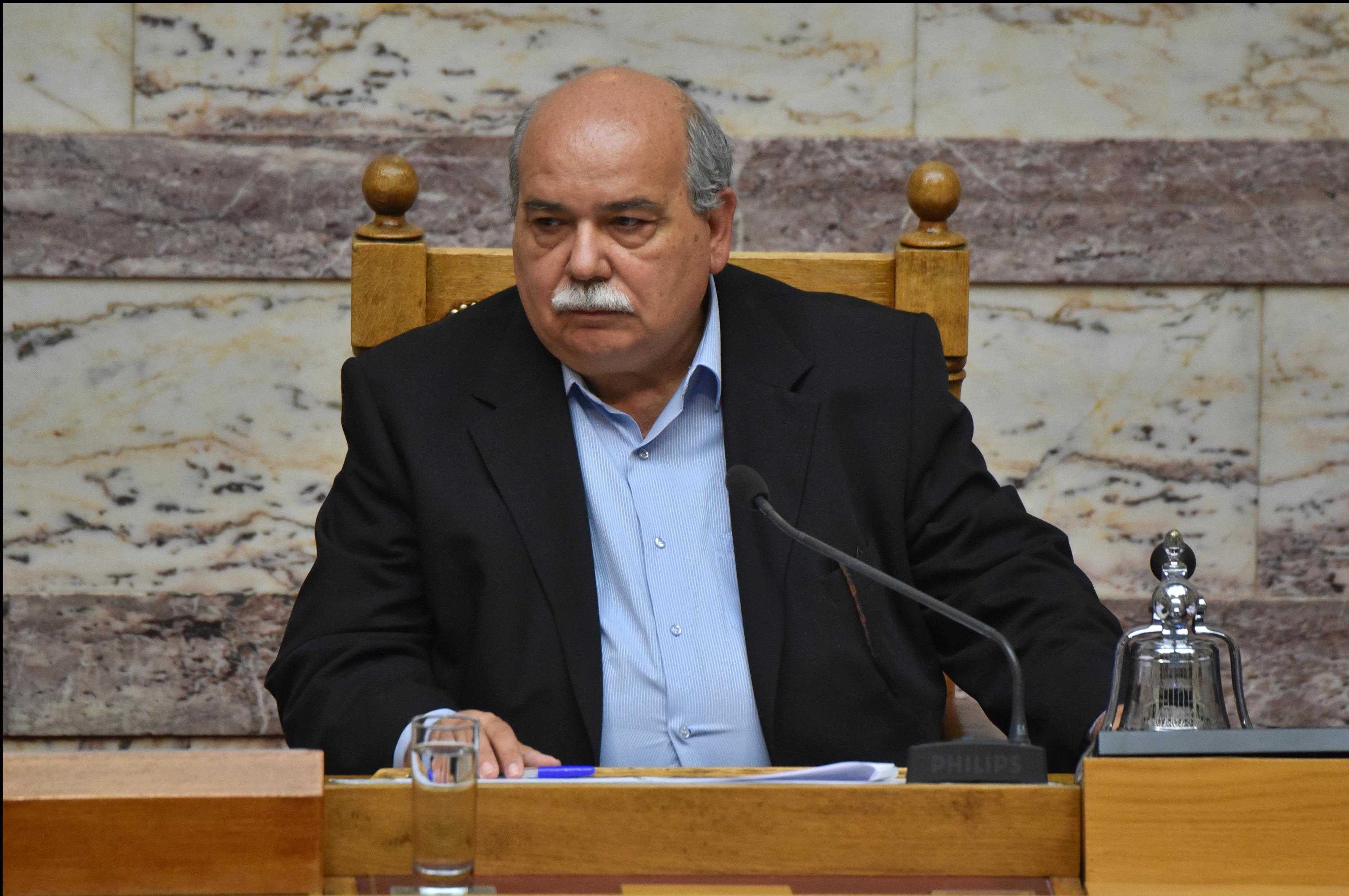 Στα χέρια του Βούτση η ετήσια έκθεση του ΑΣΕΠ