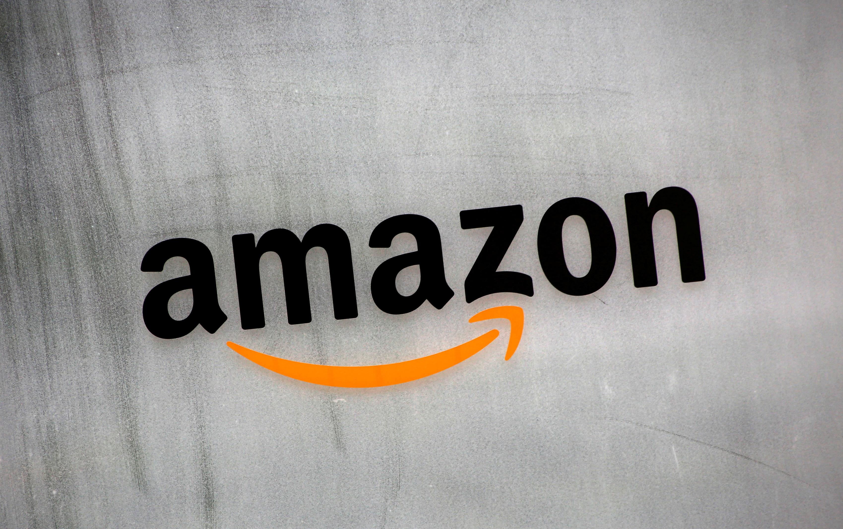 ΗΠΑ: Η Amazon θα προσλάβει 120.000 εποχικούς υπαλλήλους για τις γιορτές