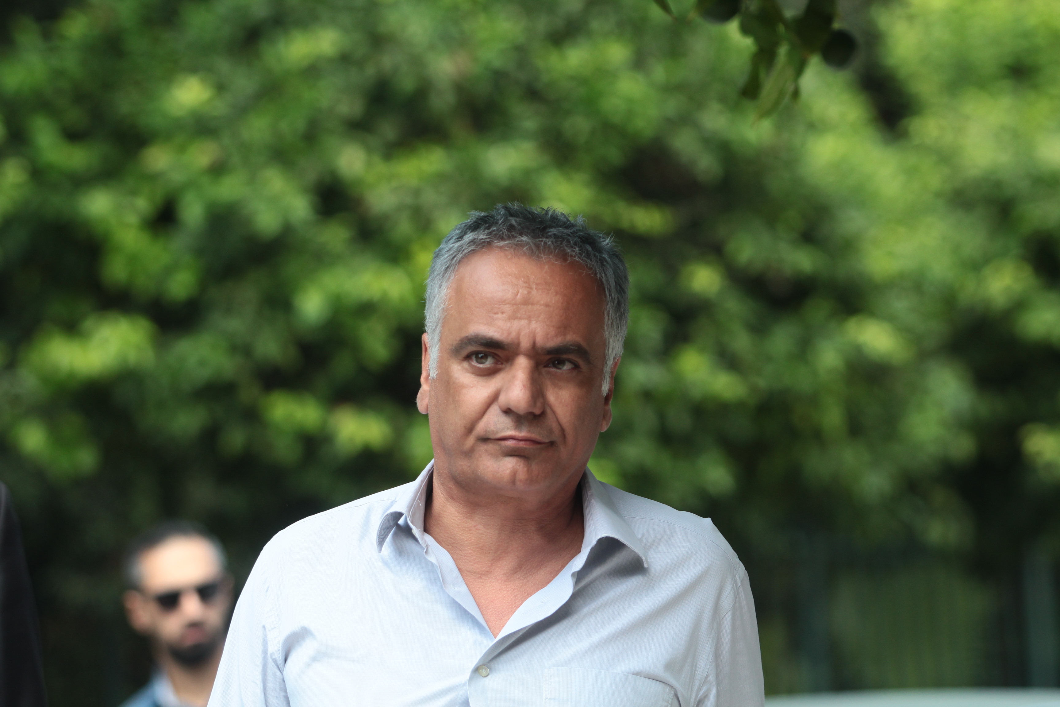 Στο Μαξίμου ο Σκουρλέτης, «τεχνητή» χαρακτηρίζει την εικόνα ρήξης