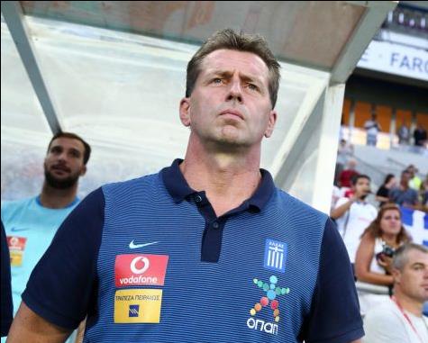 Με τους προπονητές της Σούπερ Λιγκ μιλά ο Σκίμπε