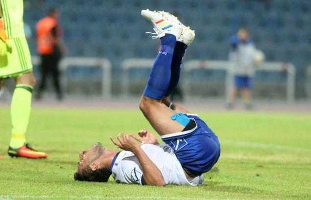 Έως 6 εβδομάδες εκτός αγωνιστικής δράσης ο Περόνε