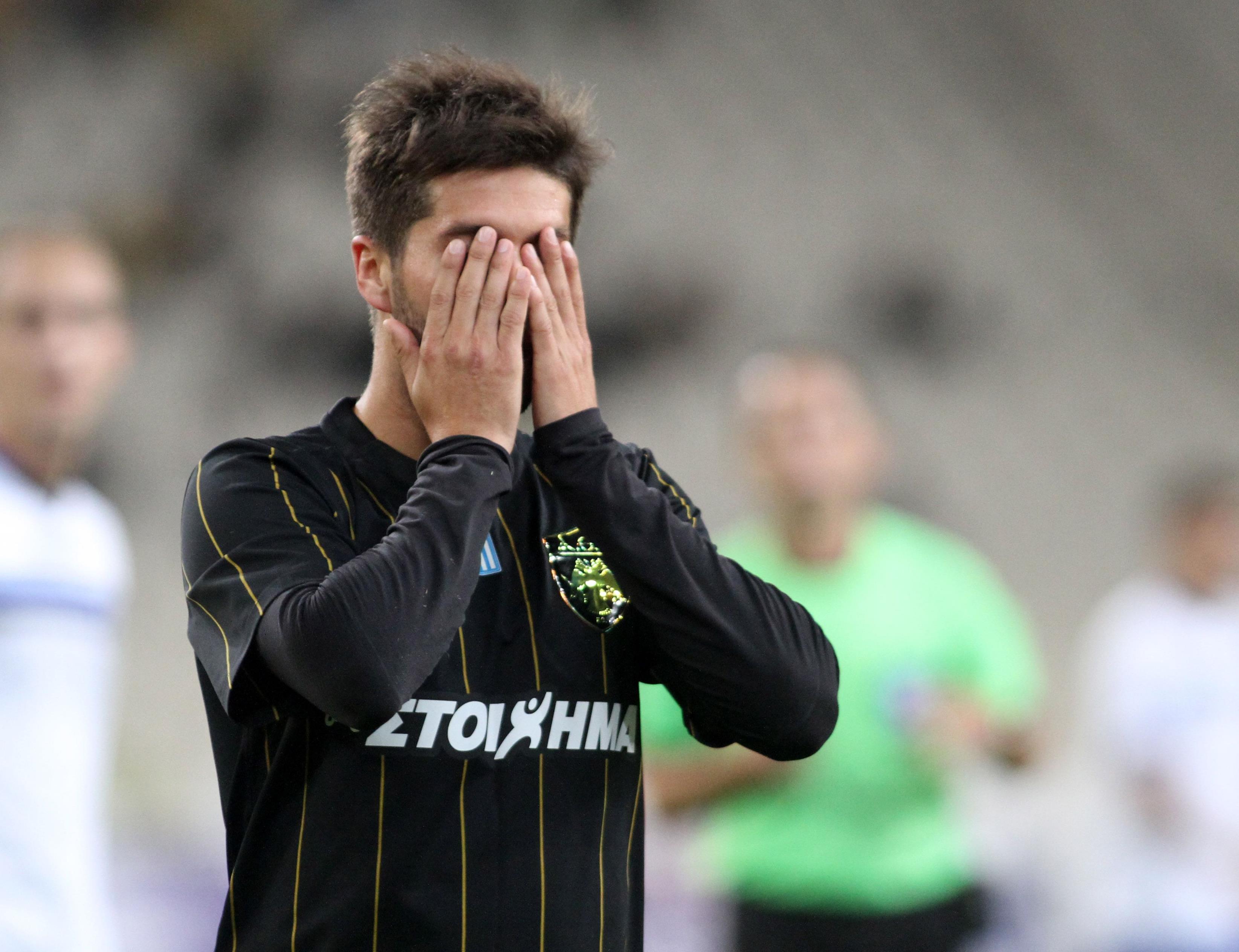 Την… πάτησε ο Πατίτο για τη μπουνιά στον Φιγκέιρας