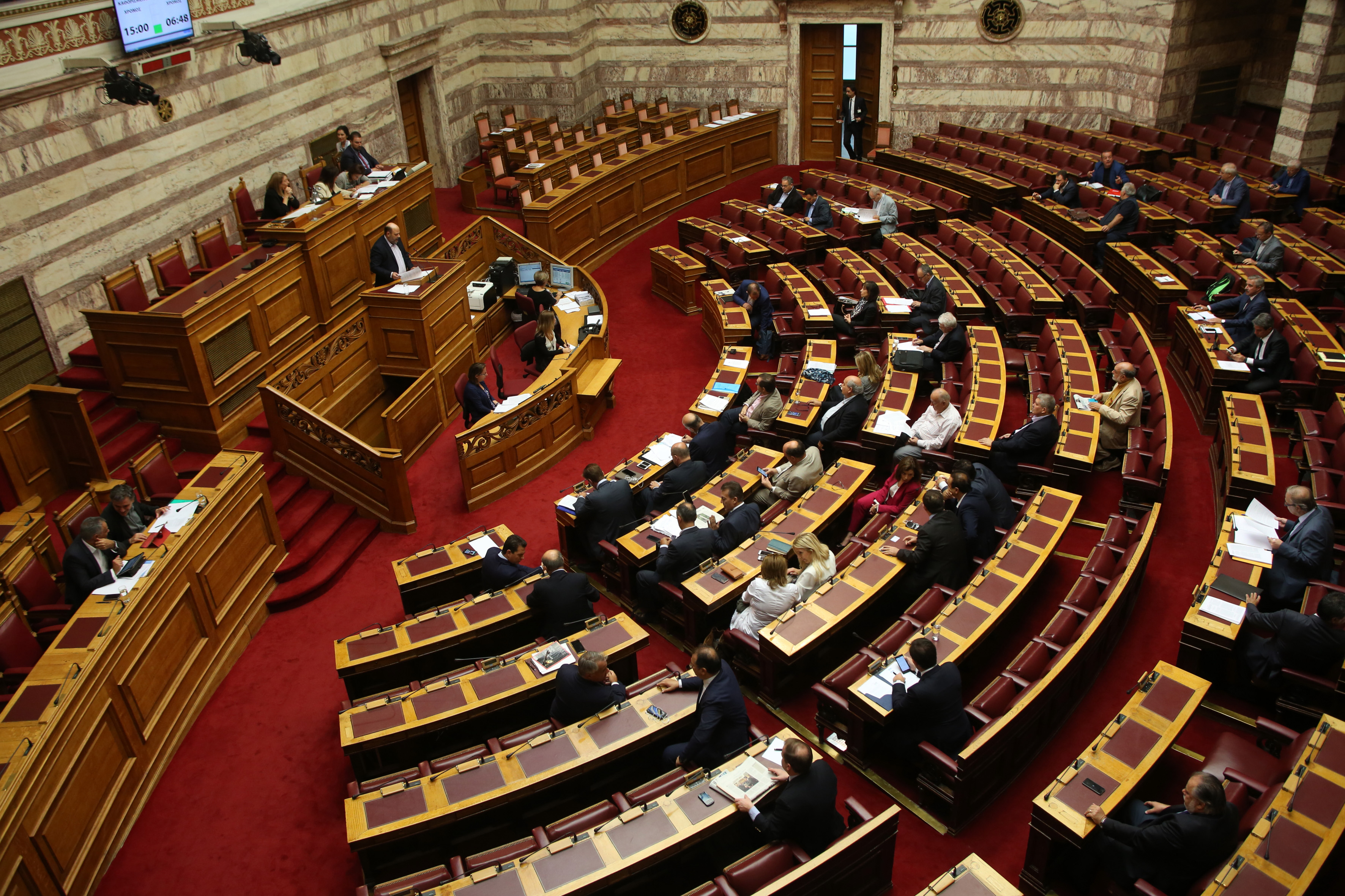 Βουλή: Ψηφίστηκε το νομοσχέδιο για την Υπηρεσία Πολιτικής Αεροπορίας