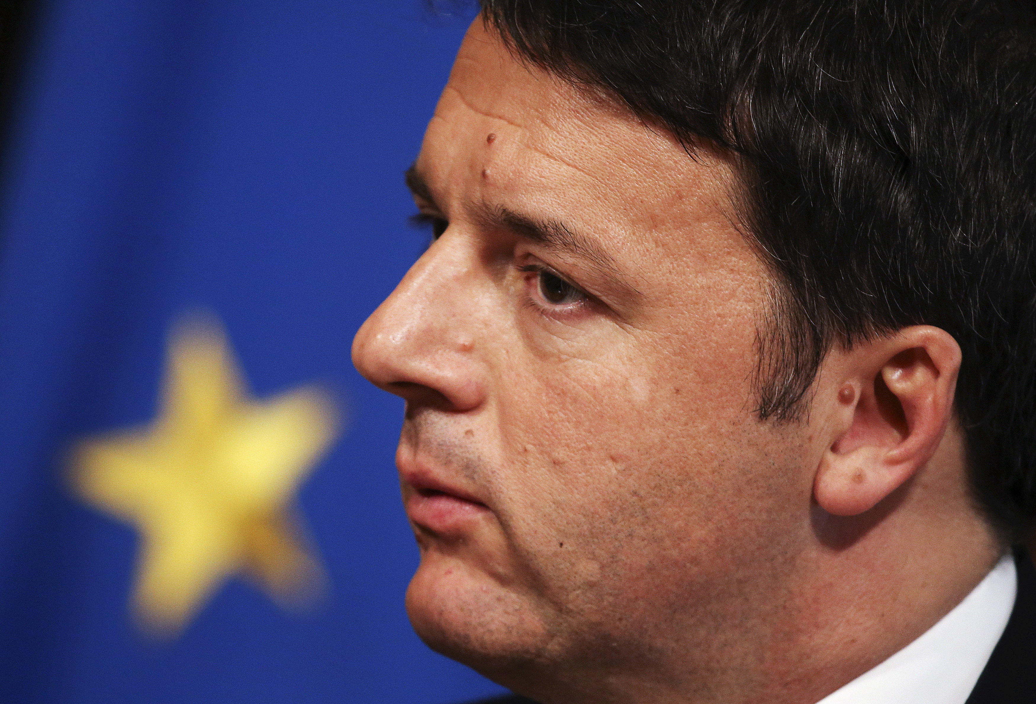 Ρέντσι, το «νέο θύμα» δημοψηφίσματος; «Ψήφος για την Ιταλία, όχι για μένα»