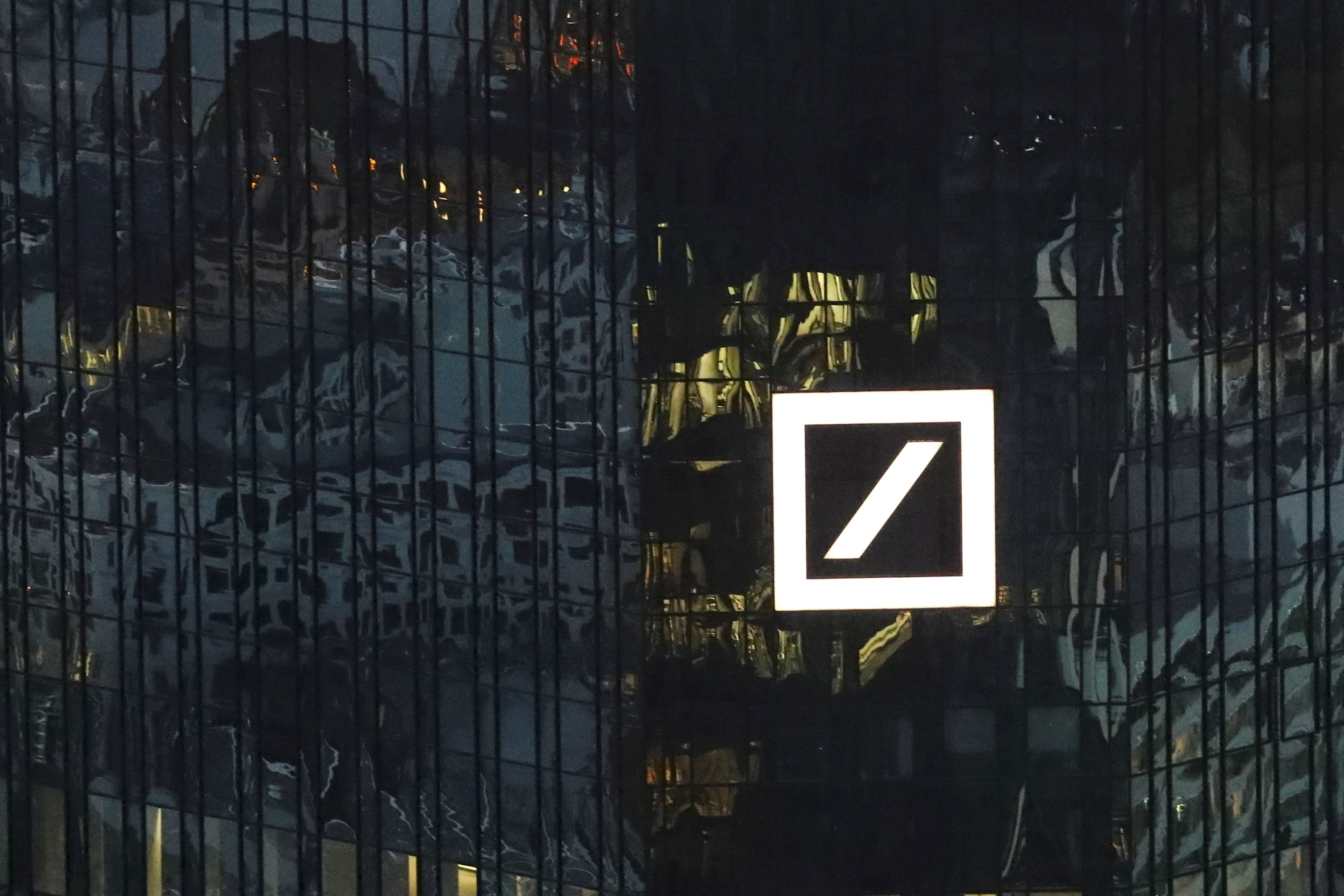 Deutsche Bank: Υπάρχουν εκροές κεφαλαίων, αλλά δεν είναι ανησυχητικές