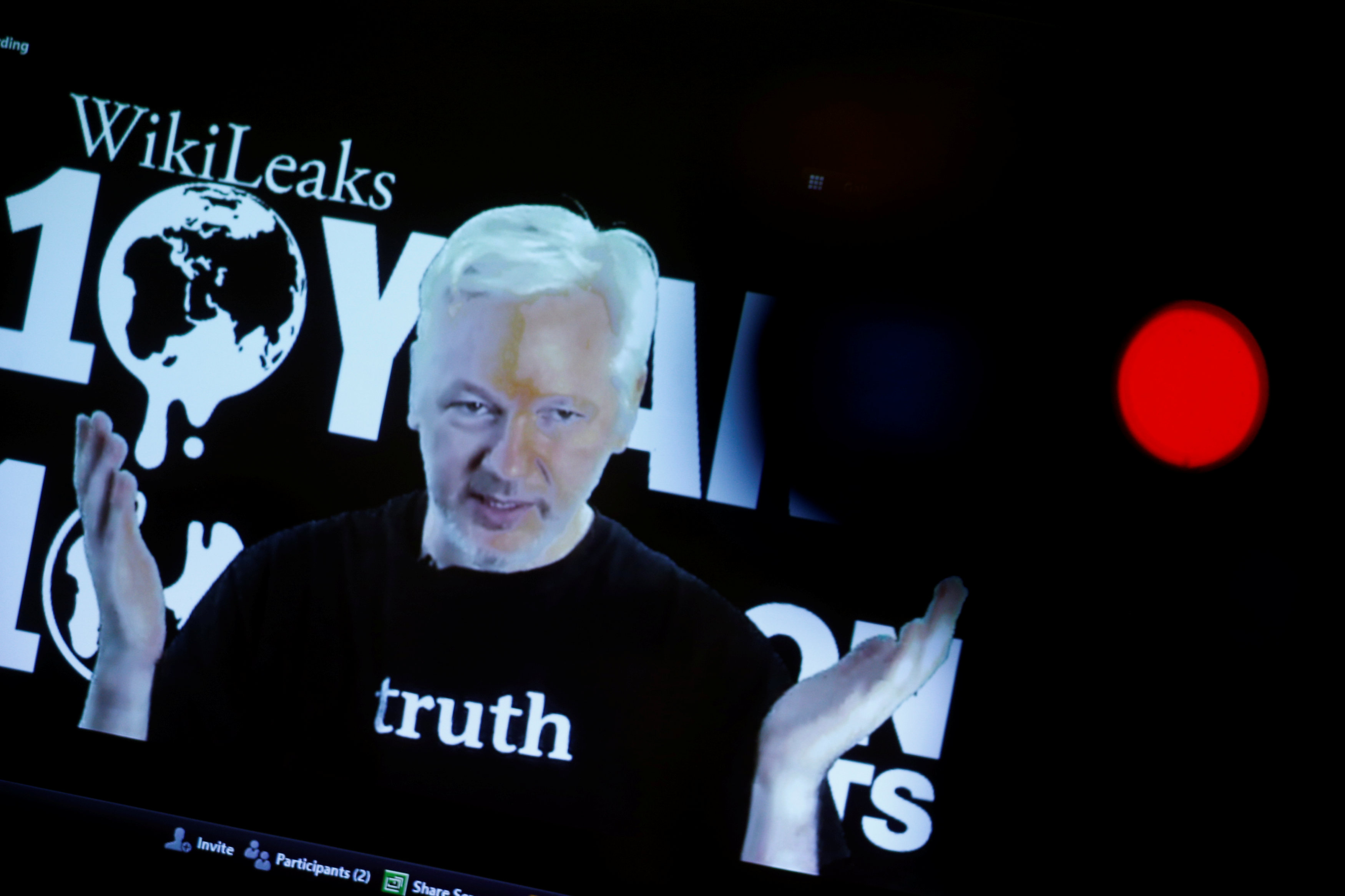 Wikileaks: Έως τις 8 Νοεμβρίου τα έγγραφα για τις αμερικανικές εκλογές