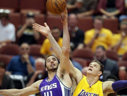 Δεν έπαιξε ο Παπαγιάννης, θετικός ο Κουφός στο 116-104 των Κινγκς επί των Λέικερς