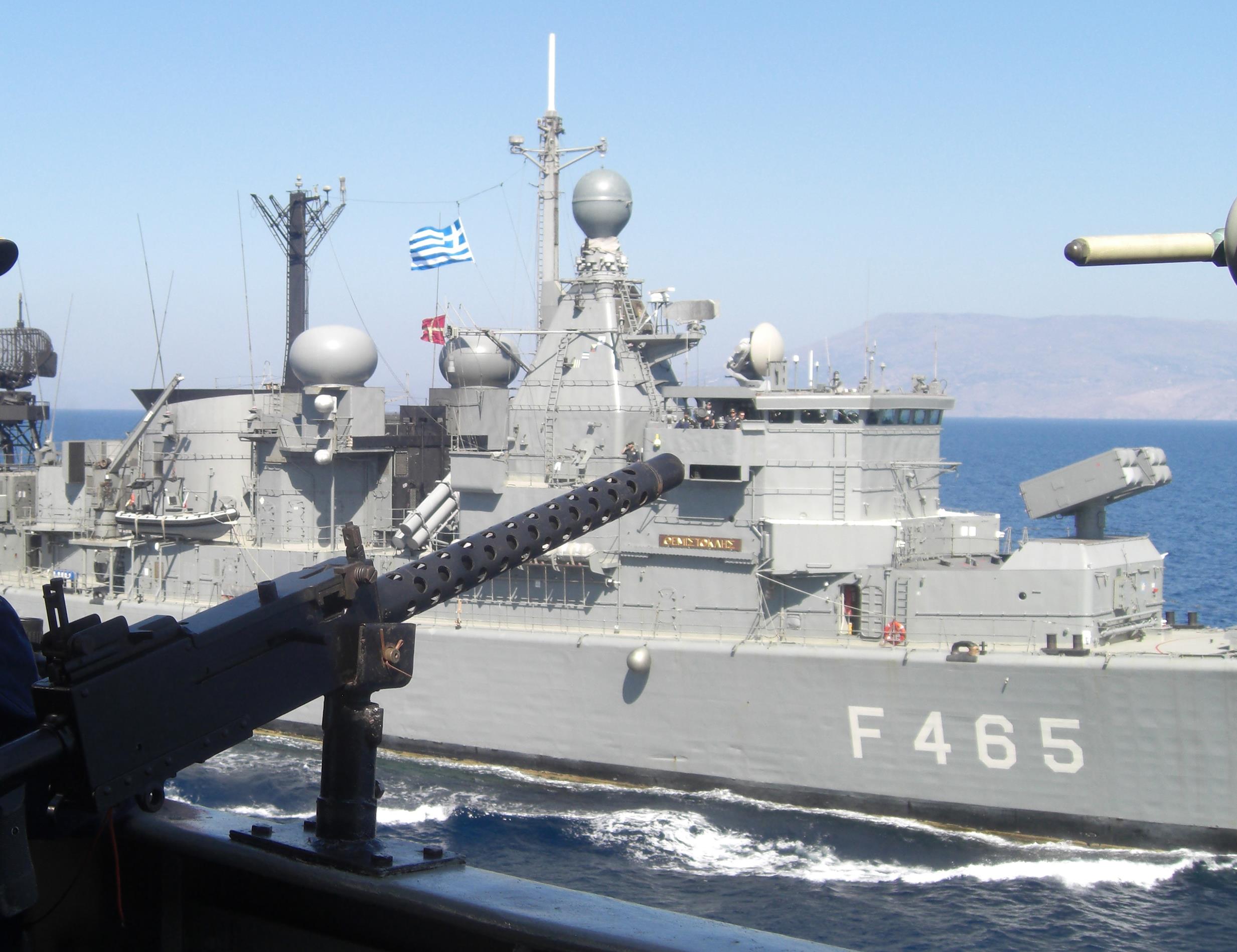 Μικρής έκτασης πυρκαγιά σε πλοίο του στόλου