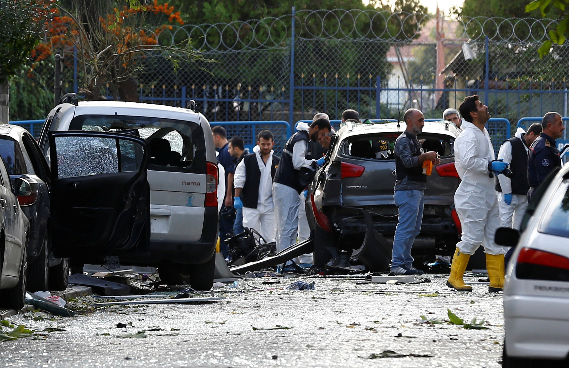 Τουρκία: Βομβιστές ανατινάχθηκαν όταν κλήθηκαν να παραδοθούν