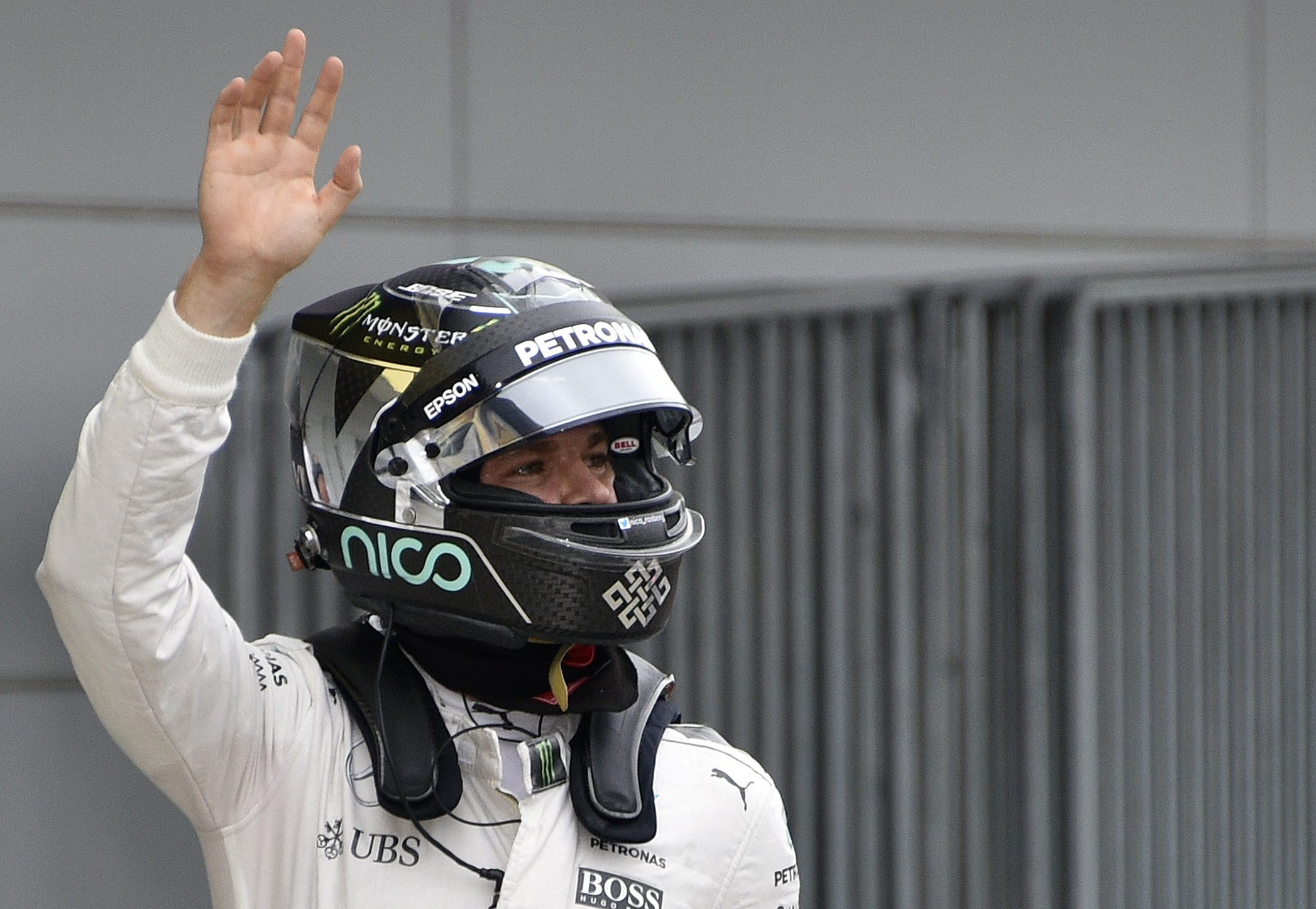 GP Ιαπωνίας 2016: Οριακή επικράτηση και pole position για τον N. Rosberg