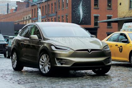 H Tesla δίνει ραντεβού στις 17/10 για το compact SUV, Model Y
