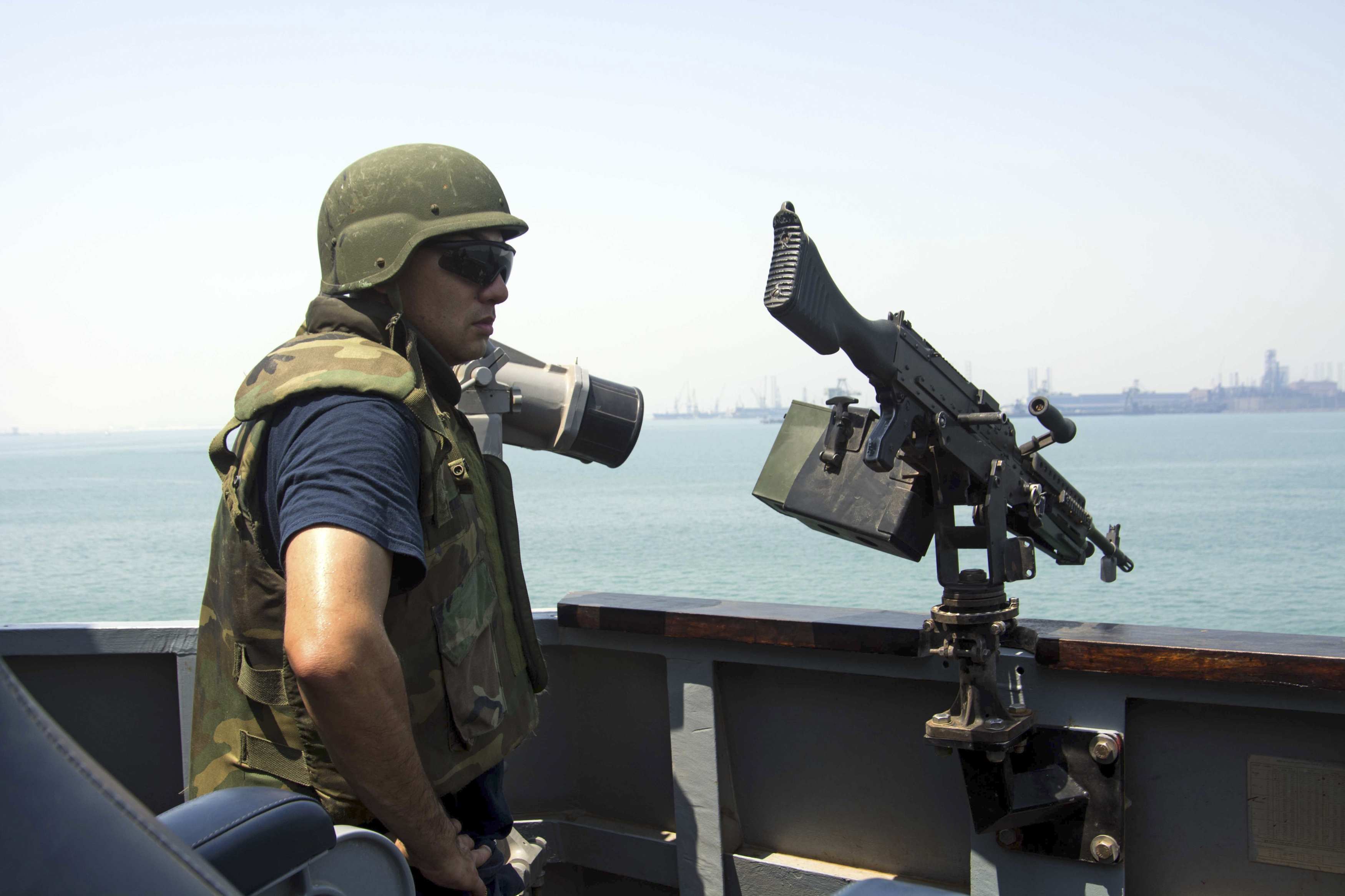 Υεμένη: Πρώτο πλήγμα από ΗΠΑ στους Χούτι μετά τα πυρά στο αντιτορπιλικό