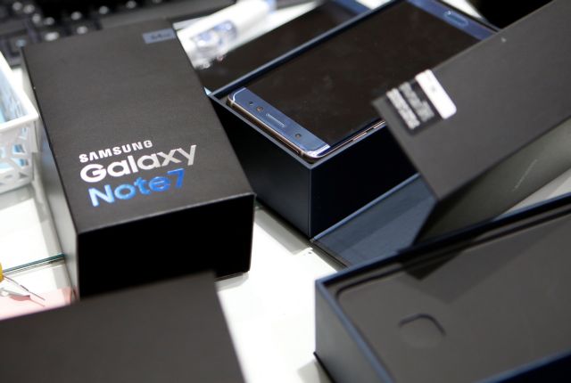 Μηνύσεις στη Samsung για τις χρεώσεις των δικτύων στους κατόχους Note7