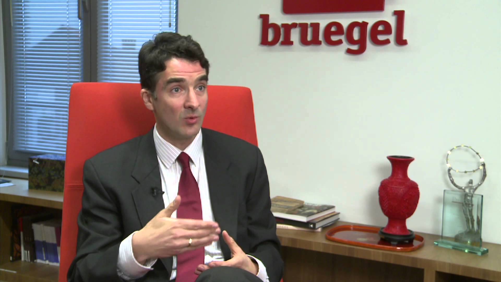 Ινστιτούτο Bruegel: Η Ελλάδα θα χρειαστεί και τέταρτο μνημόνιο το 2018