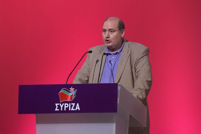 Φίλης: Υπερασπιζόμαστε τον κοσμικό χαρακτήρα του δημοκρατικού σχολείου