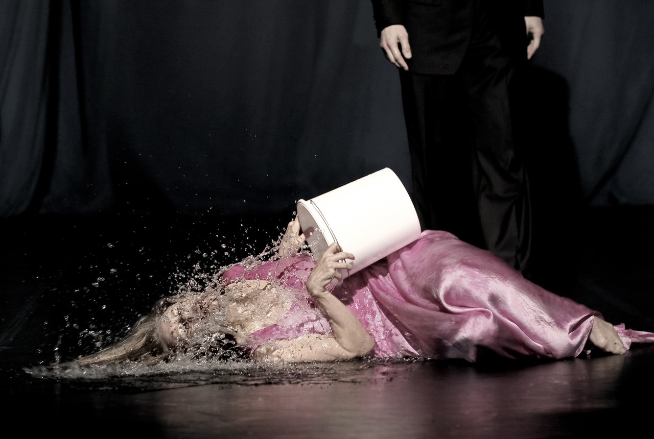 Στα βήματα… της Πίνα Μπάους