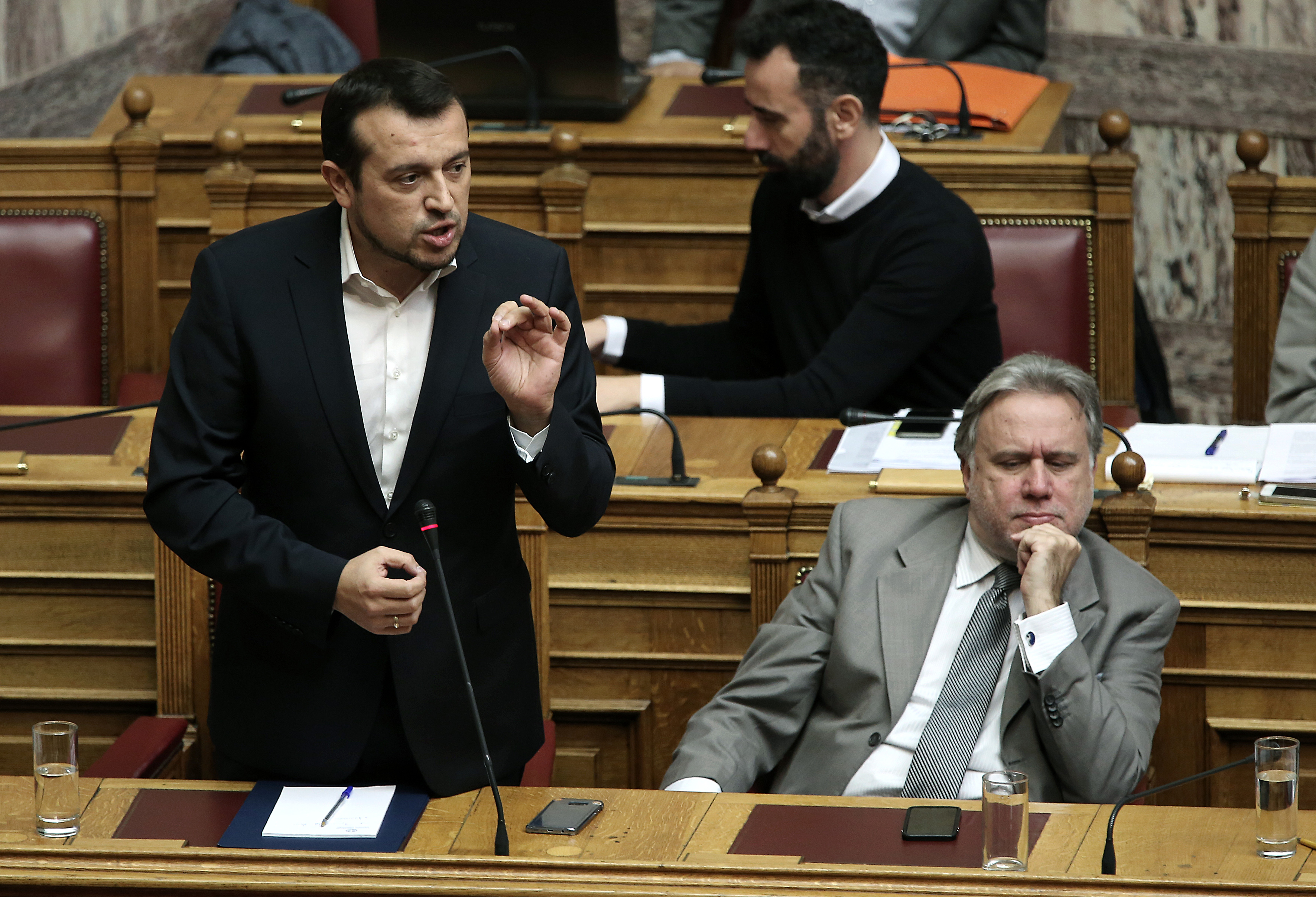 Παππάς: Βγείτε στο λαό και πείτε να επιστραφούν τα λεφτά των καναλαρχών