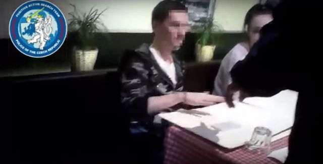 Δείτε τη σύλληψη «ρώσου χάκερ» στην Τσεχία για το χάκινγκ στο LinkedIn