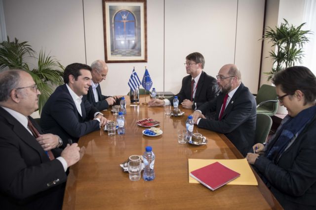 Ανάγκη τήρησης των συμφωνιών για το χρέος το μήνυμα Τσίπρα – Σουλτς